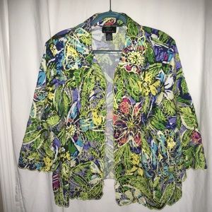 Trenz Woman by Theresa Reno. Light weight jacket.